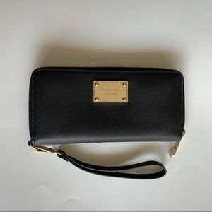 Michael Kors Black smartphone wallet/wristlet